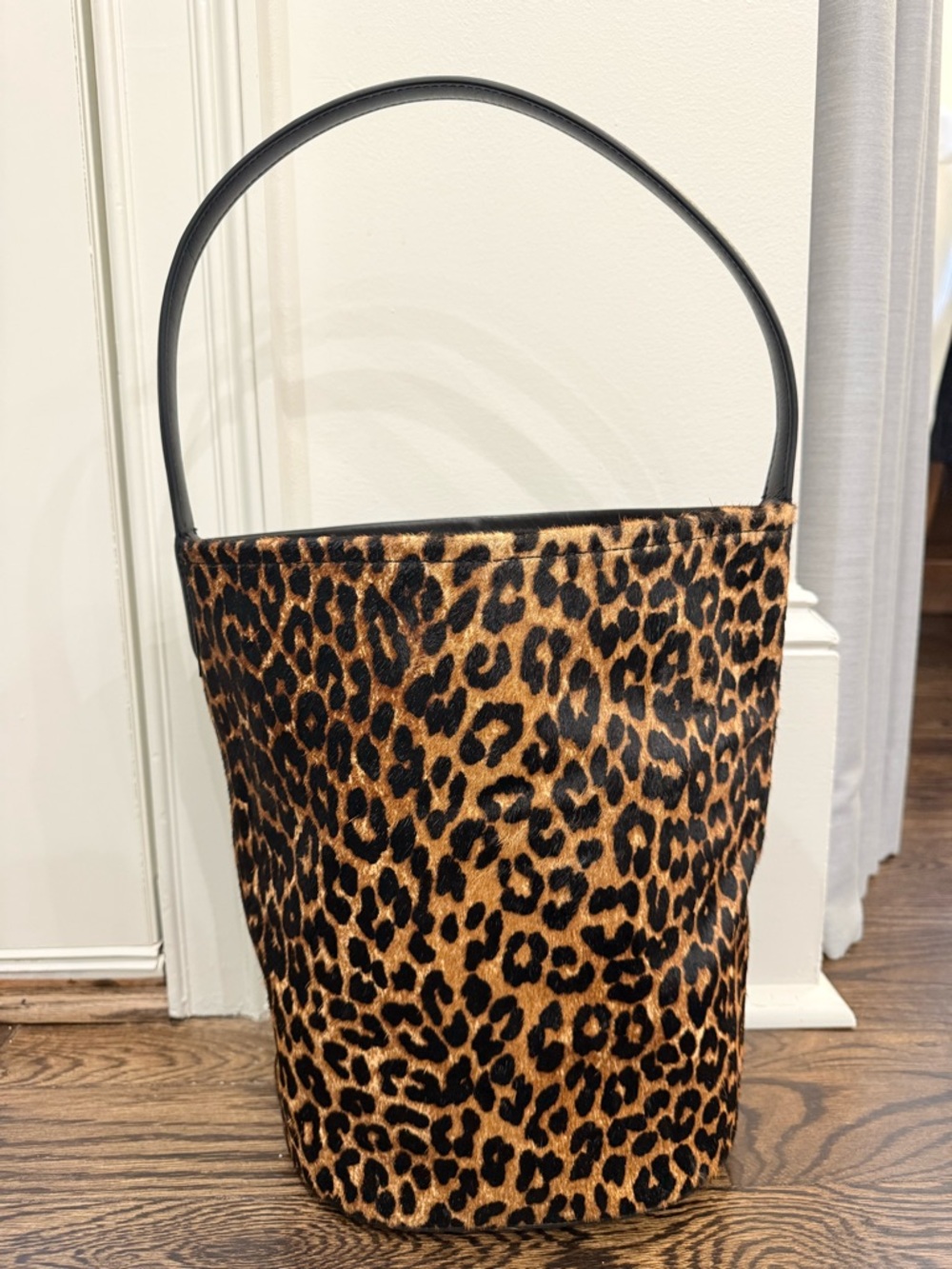 J Crew Berkeley bucket bag in leopard-print calf hair and leather - NWOT - Picture 2 of 7